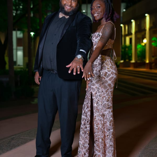 Engagements & Anniversary session sample